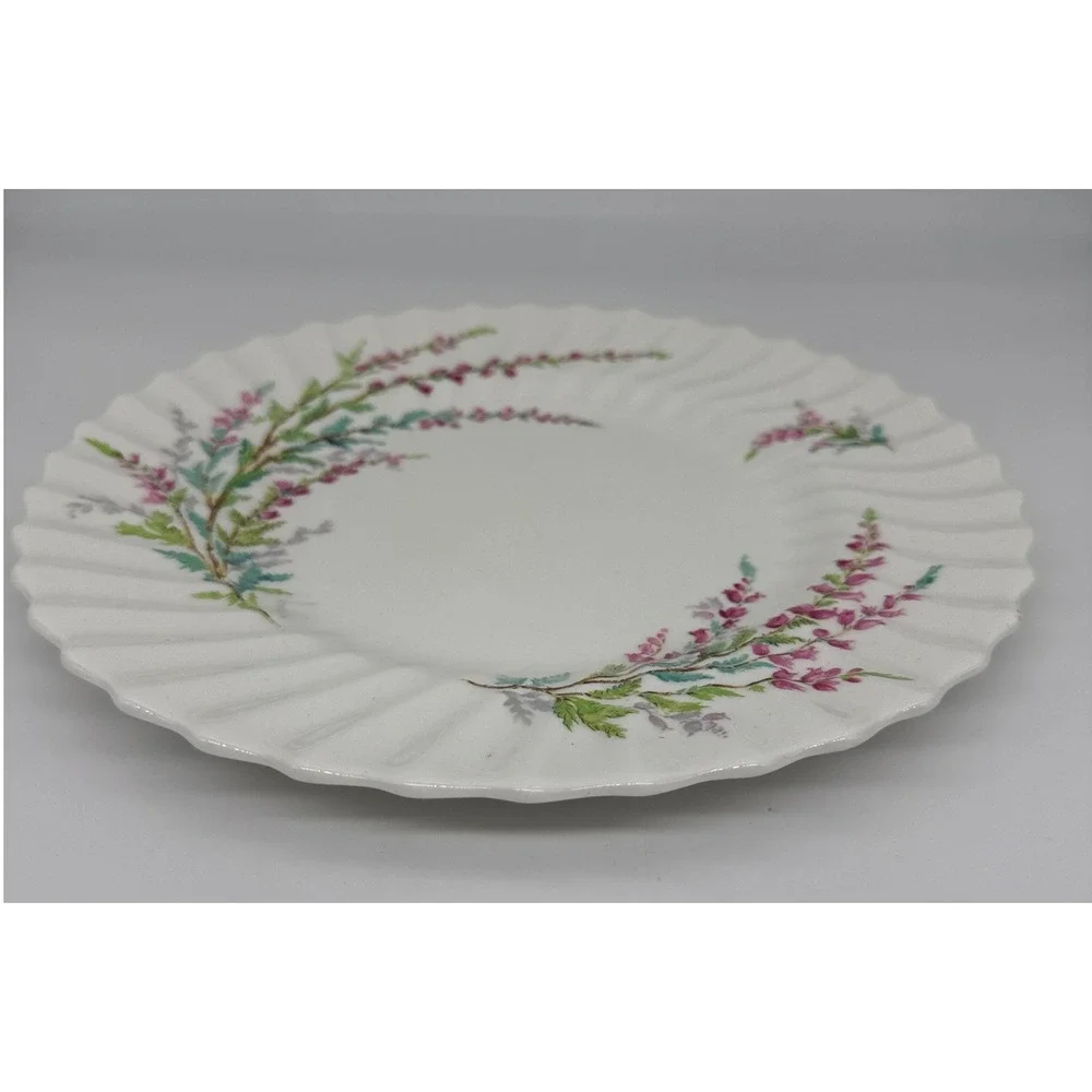 Royal Doulton Bell Heather H4828 Dinner Plate Scalloped Swirl Bone China England